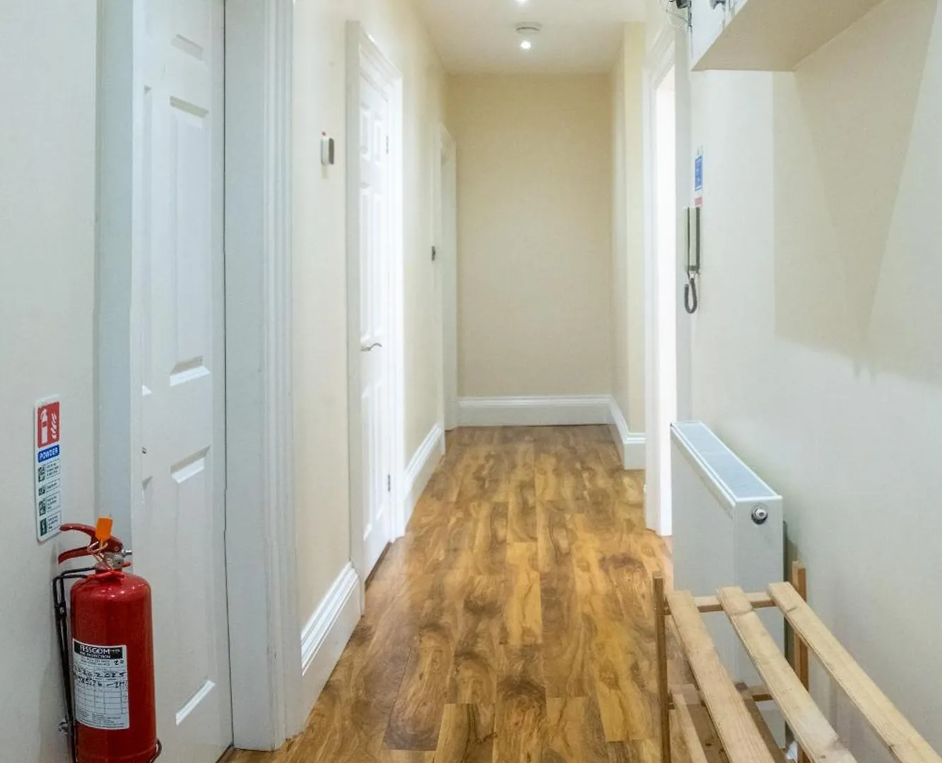 3 Bedroom Apartment With Castle Views 爱丁堡